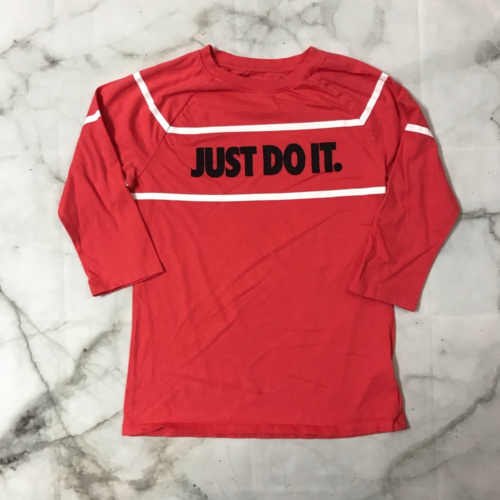 Nike Just Do It 3/4 Sleeve Crew Neck Top